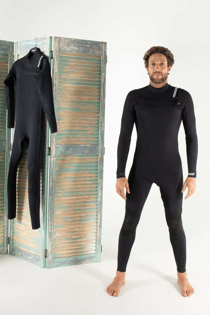 Merino Insulator Series 4/3 Chest Zip Steamer.